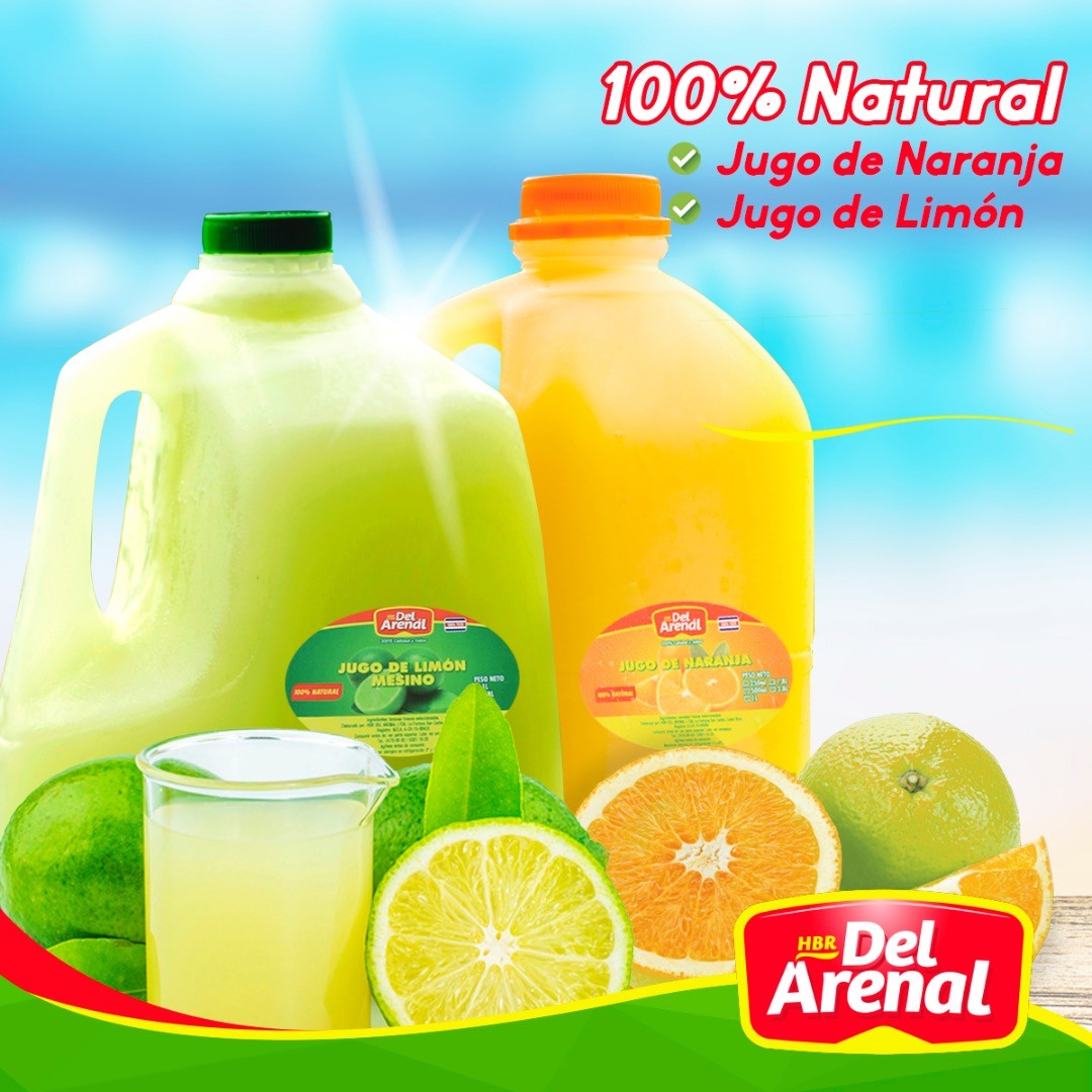 Complejo con techos de teja y jardines adoquinados